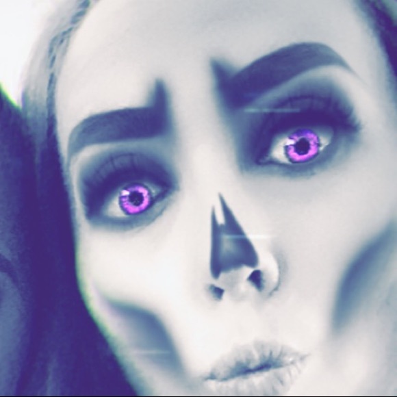 Profile Picture of Melanie Romanski (@melanieromanski) on Poshmark