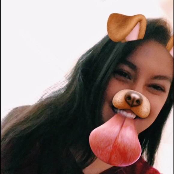 Profile Picture of Cindy Mims (@cindyymarie) on Poshmark