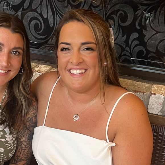 Profile Picture of Sami Mannello (@sami992) on Poshmark