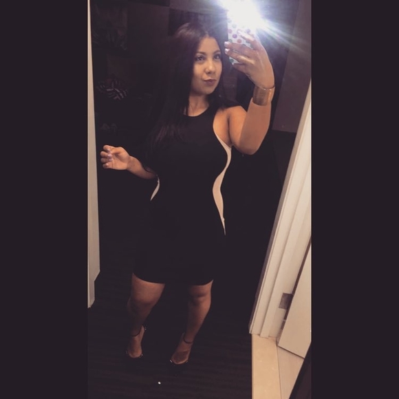 Profile Picture of Destinee Vilaire (@dvilaire) on Poshmark