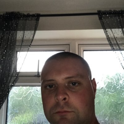 Profile Picture of MARK (@markperrins1) on Twitter