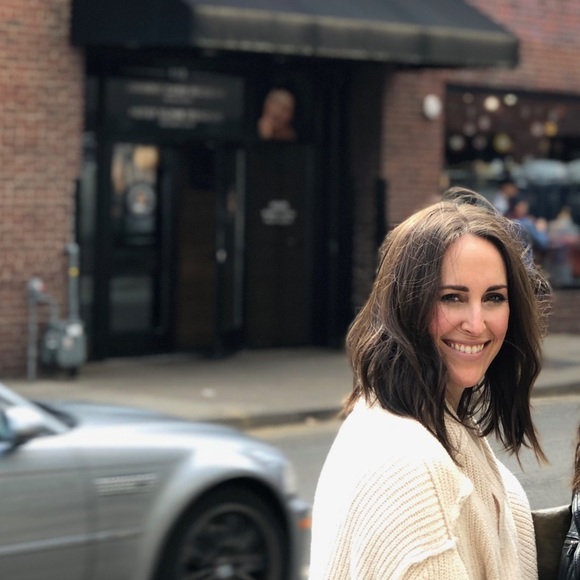 Alexis Kester - Poshmark Profile Picture of Alexis Kester (@akester2) on Poshmark