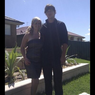 Profile Picture of Amanda Goodall (@MandyNRich) on Twitter