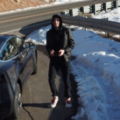 Profile Picture of Zach Silveira (@zachcodes) on Twitter