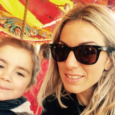 Profile Picture of Louise Windsor (@louisewhinger) on Twitter