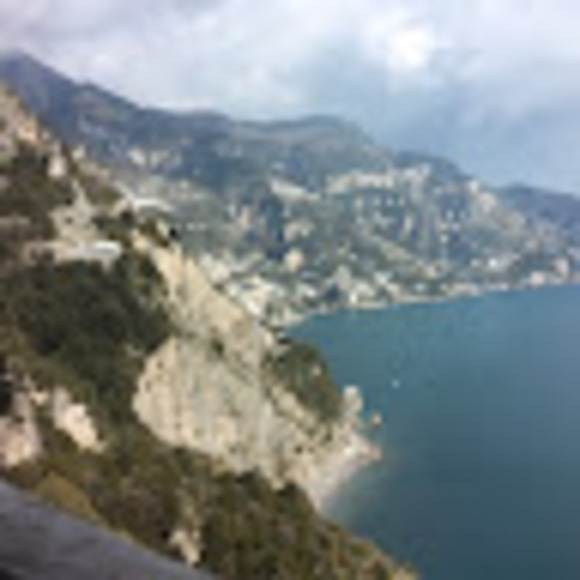 Profile Picture of Daniel Kassan (@danielkassan) on Poshmark