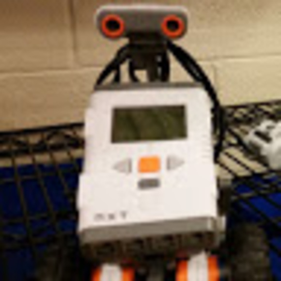 Profile Picture of James Mould (@jamesmould7) on Poshmark