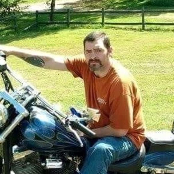 Profile Picture of Michael Gurley (@michaelgurley79) on Poshmark