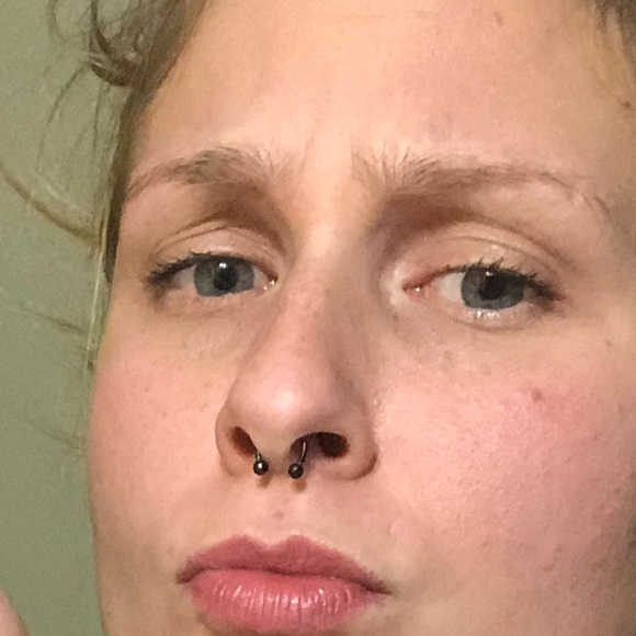 Profile Picture of Danielle Killian (@danidangerously) on Poshmark