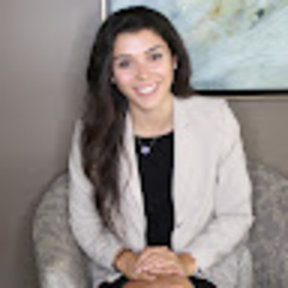 Profile Picture of Erica Dippold (@ericavdippold) on Poshmark