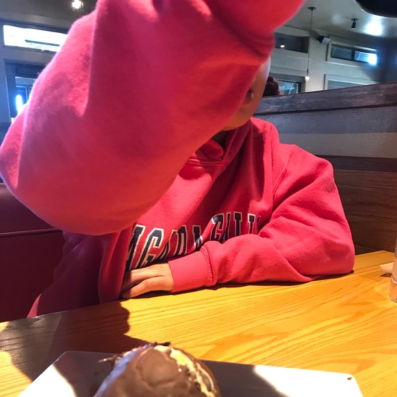 Profile Picture of Gabriel Gomez (@gomez14743) on Poshmark