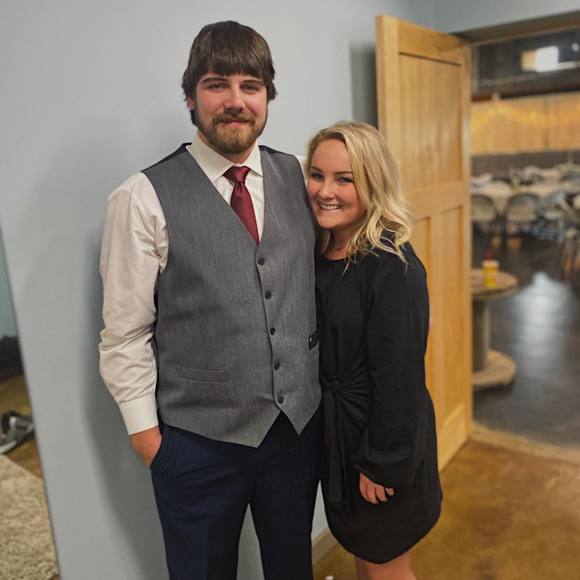 Laney Bonnema - Poshmark Profile Picture of Laney Bonnema (@laneybonnema123) on Poshmark