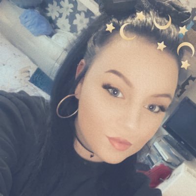 Jade Robertson - Twitter Profile Picture of Jade Robertson (@jadeyrawrz) on Twitter