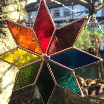 Profile Picture of Colin Rhodes (@CRhodesGlassArt) on Twitter