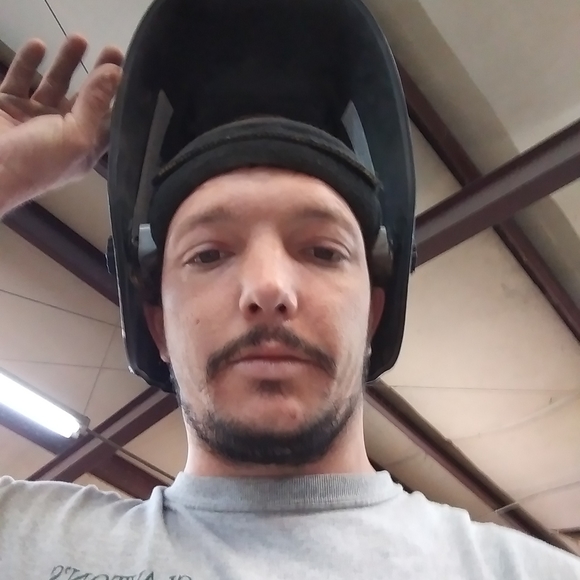 Profile Picture of Justin Sivley (@justinsivley) on Poshmark