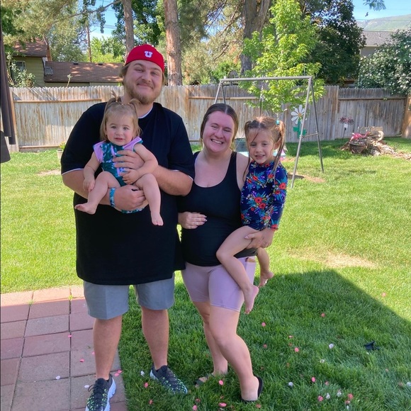 Profile Picture of Lexi Noorda (@lexinoorda) on Poshmark