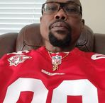 Profile Picture of Demetrious Jones (@unitedprezmeat) on Facebook