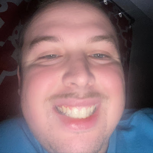 Profile Picture of Thomas Olson (@olsonthomas09) on Poshmark