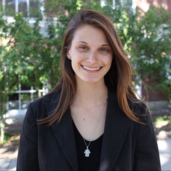Profile Picture of Jenn Chaiken (@jrchaiken) on Poshmark