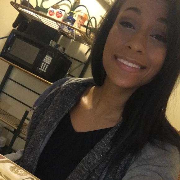 Profile Picture of Cam'nd-jazz Allen (@babiiweirdo) on Poshmark