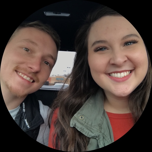 Profile Picture of Haley Statzer (@hei9t) on Poshmark