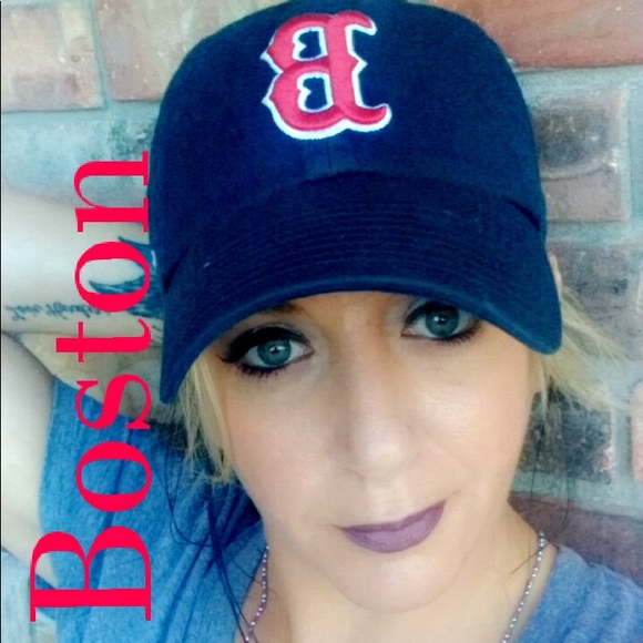 Profile Picture of Sheryl Sutherland (@ssutherland2018) on Poshmark
