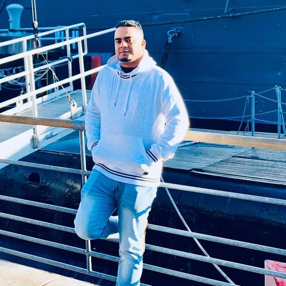 Profile Picture of Sabbir Ahmed (@ahmedshabbir) on Poshmark
