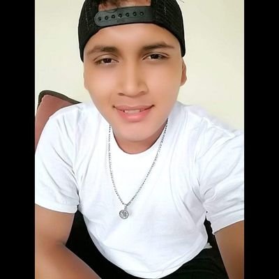 Profile Picture of Axel Pereira (@AxelPer75900019) on Twitter