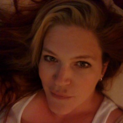 Profile Picture of Cheryl  Alvey (@CosmicCheryl) on Twitter