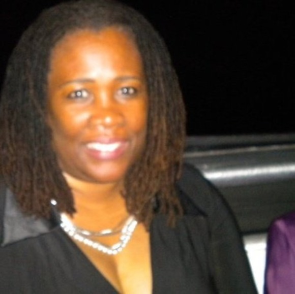 Profile Picture of Curtissa Coleman (@curtissacoleman) on Poshmark