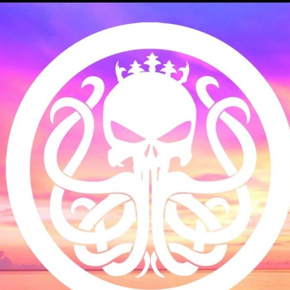 Christine Trulli - Poshmark Profile Picture of Christine Trulli (@eturnalsunshyne) on Poshmark