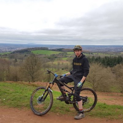 Profile Picture of Tom (@TombmxVann) on Twitter