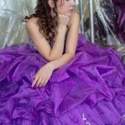 Profile Picture of Elina Jimenez (@enarae90) on Pinterest