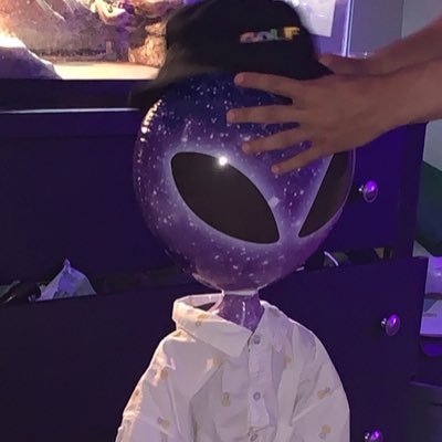 Profile Picture of Michael Bauman (@vagenaeater) on Twitter