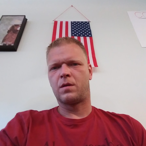 Profile Picture of Matthew Fryberger (@mfryberger) on Poshmark