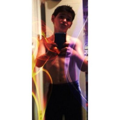 Profile Picture of Josh Ettinger (@fuzznuggets) on Twitter
