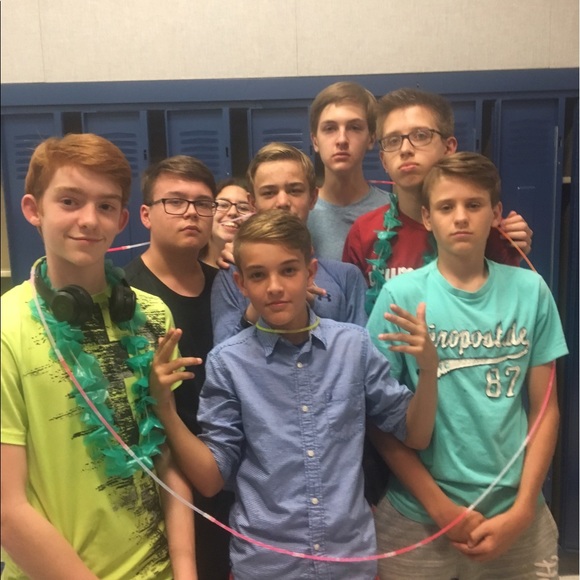 Profile Picture of Javis Roush (@javismroush) on Poshmark