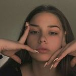 Profile Picture of Roxanne💅 (@roxa.nneboucher) on Instagram