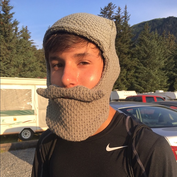 Riley Arunakul - Poshmark Profile Picture of Riley Arunakul (@rileyarunakul) on Poshmark