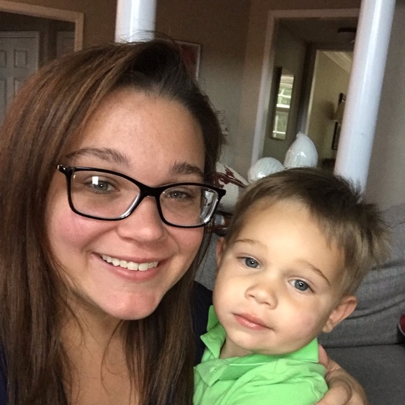 Profile Picture of Shea Patrick (@shea_patrick) on Poshmark