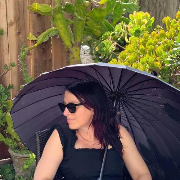 Profile Picture of Janel Brynda (@jbrynda) on Poshmark