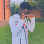 Profile Picture of R I C H A R D  S I M W A W A ⚔ (@_spacemansims) on Instagram