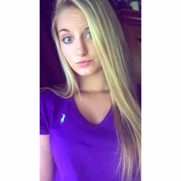 Profile Picture of Tori Bright (@toribright4) on Poshmark