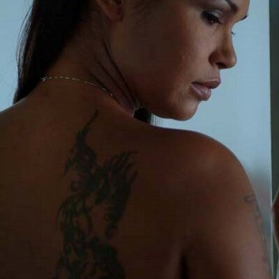 Profile Picture of Bartira L. (@Bart_Knowles) on Twitter