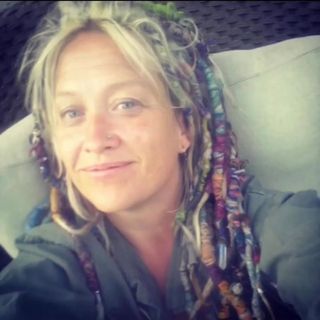 Profile Picture of Jen Lynch (@thinkajen) on Instagram