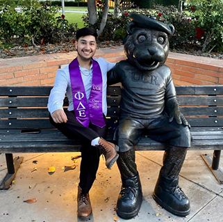 Profile Picture of Alex Eskandarian (@alex.eskandarian) on Facebook