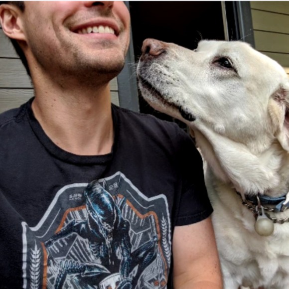 Daniel Foland - Poshmark Profile Picture of Daniel Foland (@angryartichoke) on Poshmark