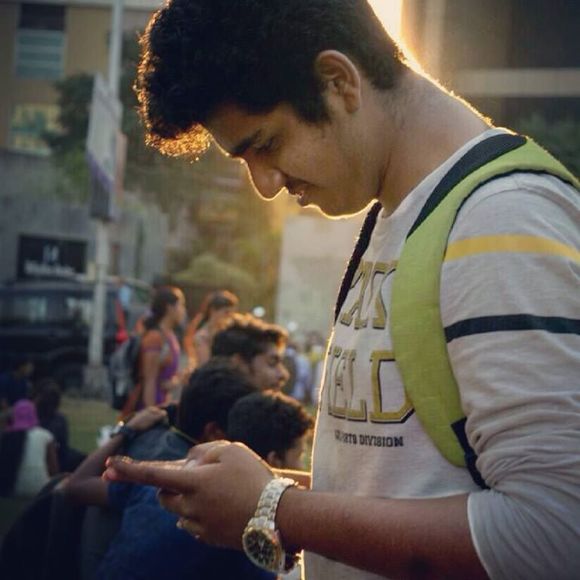 Profile Picture of Adityan Iyer (@adityaniyer) on Poshmark