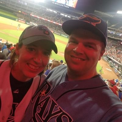 Profile Picture of Eddie (@WTHail88) on Twitter