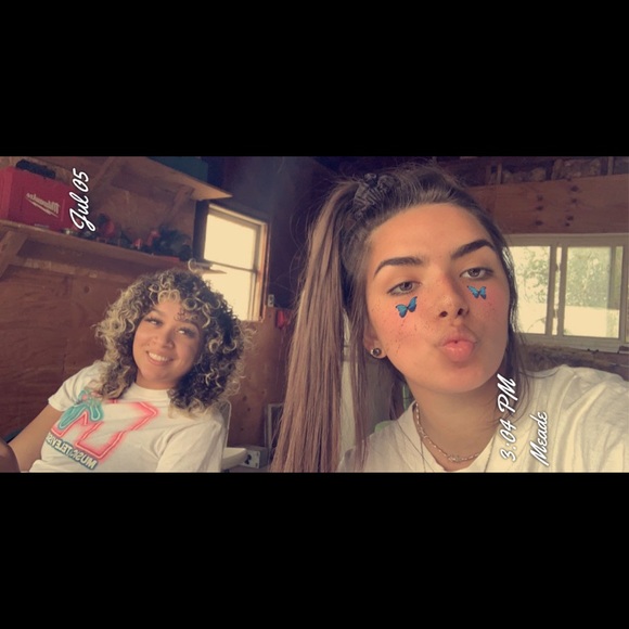 Profile Picture of Alex Gallegos (@alexcarlie1) on Poshmark